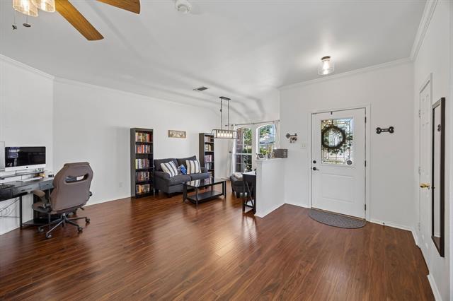 Building Photo - 9205 Nathan Dr