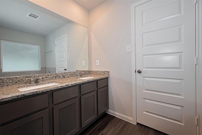 Building Photo - 13625 Goldeye Dr