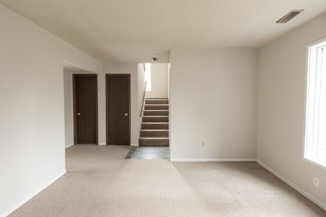 Building Photo - 3616-3618 Sugar Tree Lane
