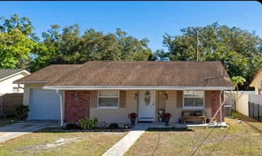 Building Photo - 8903 Spruce Ln