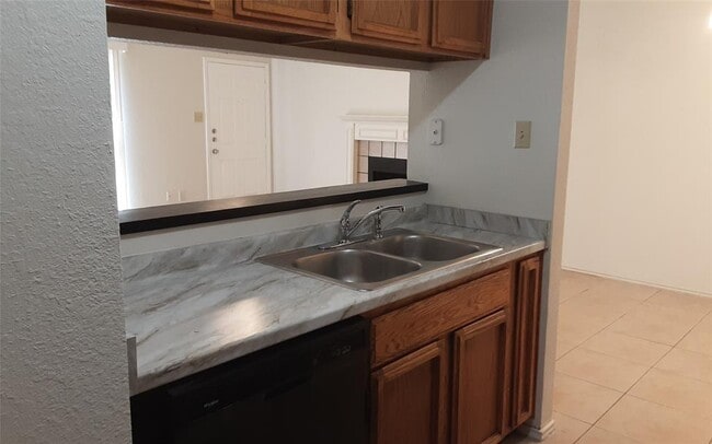 Building Photo - 1204 Orchard Park Cir