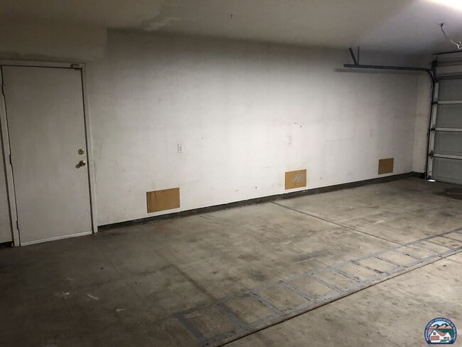 Building Photo - 310 A St