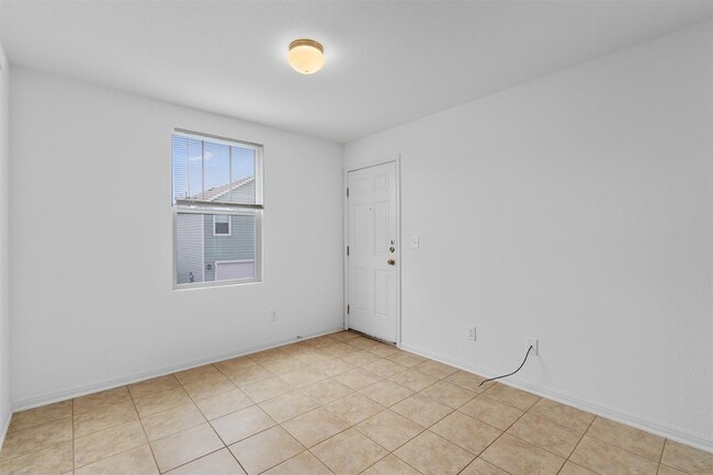 Building Photo - 1629 Arbor Knot Dr