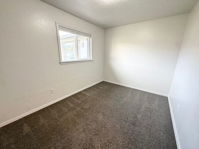 Building Photo - 207 N Indiana Ave