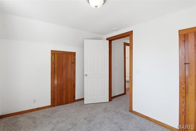 Building Photo - 921 Vine St