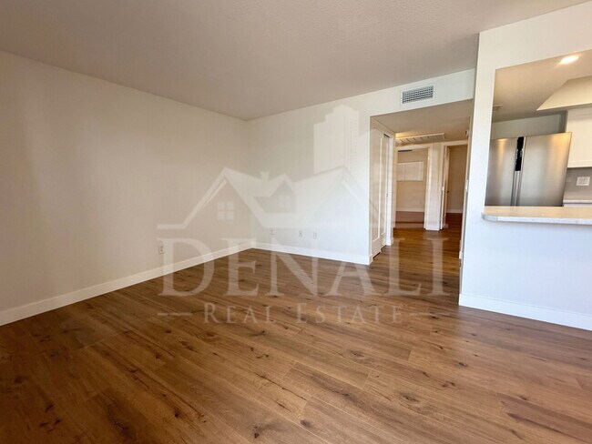 Building Photo - 18202 N Cave Creek Rd