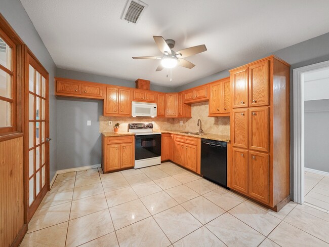 Building Photo - 15522 Winter Briar Dr