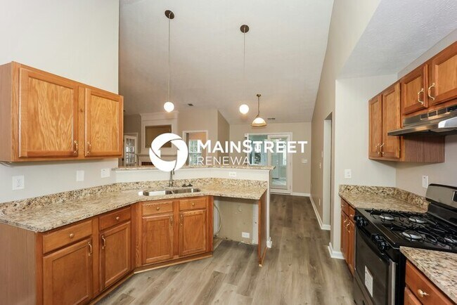 Building Photo - 3 Bedroom Pet-Friendly Home in Atlanta, GA with Main Street Renewal