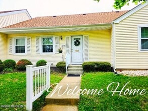 Building Photo - 37 Piazza San Paola