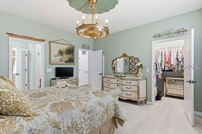 Building Photo - 247 Tropics Ave