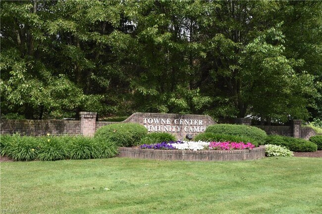 Building Photo - 100 Community Dr