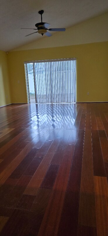 Building Photo - 990 Kenbar St