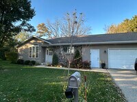 Building Photo - 6516 Shore Ln