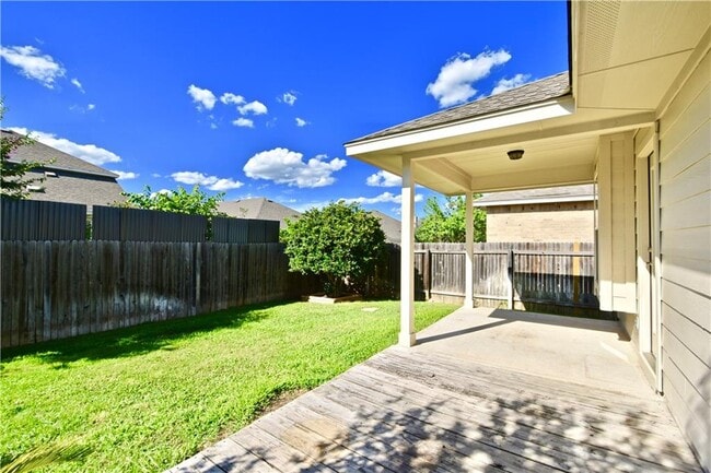 Building Photo - 1807 Slate Creek Dr