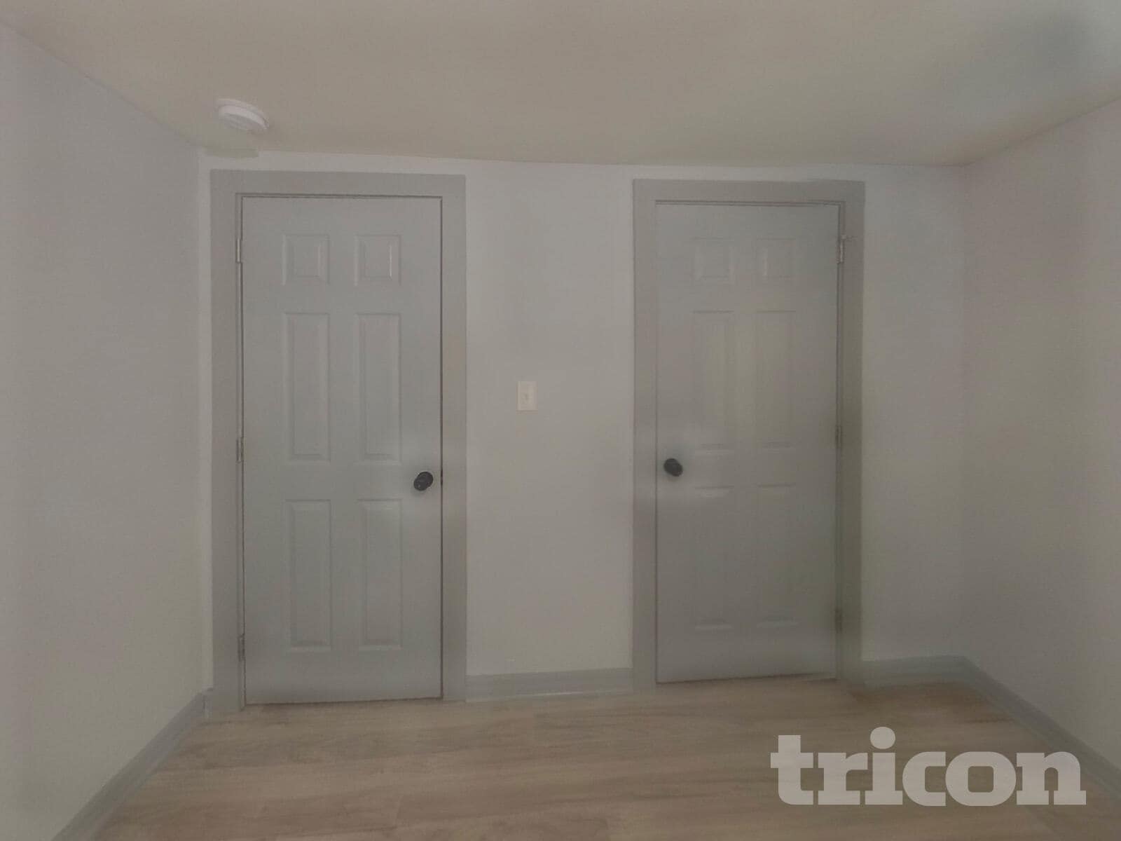 Building Photo - 11 Swan Dr