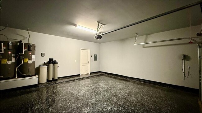 Building Photo - 2100 Iron Rail Terrace