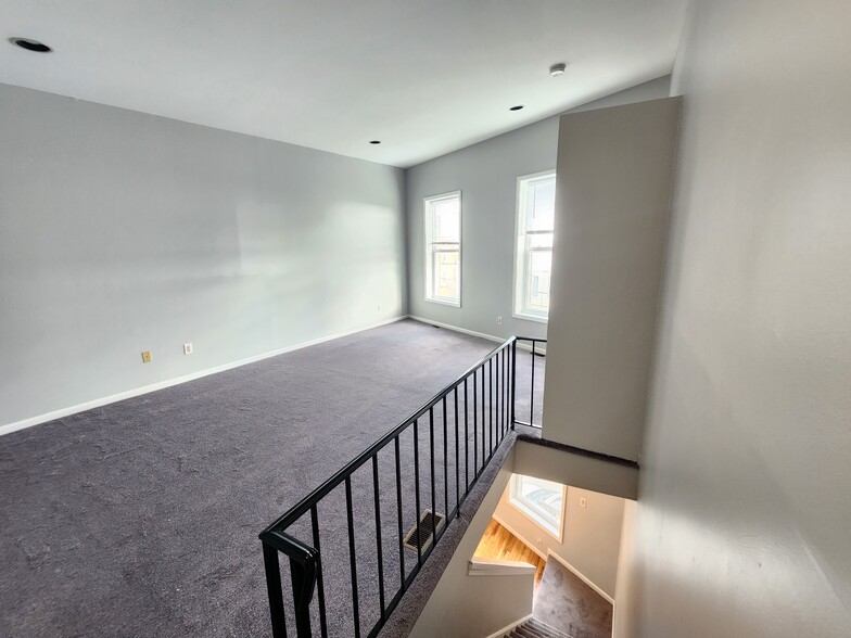 Building Photo - 930 E Passyunk Ave