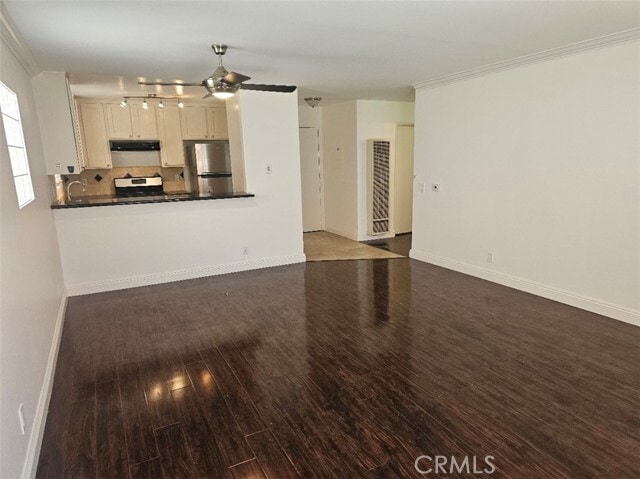 Building Photo - 404 W 4th St