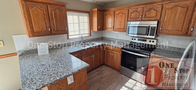 Building Photo - 4 Bedroom, 2.5 Bathroom home in Belton!