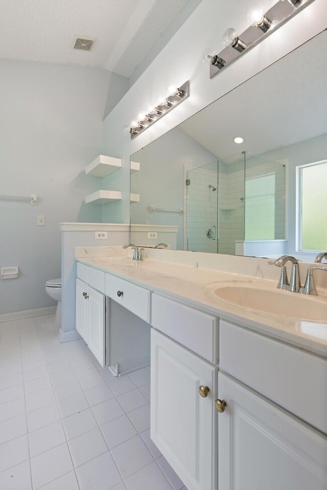 Building Photo - 13480 Gallant Fox Cir W