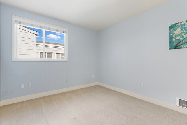 Building Photo - 1585 Brunswig Ln