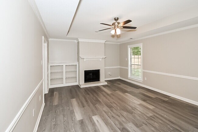 Building Photo - 4100 Windermere Dr S