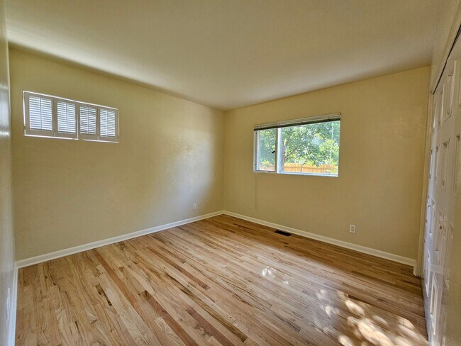 Building Photo - Charming 3-Bedroom Home Across from UCCS –...