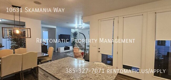 Building Photo - 10631 Skamania Wy