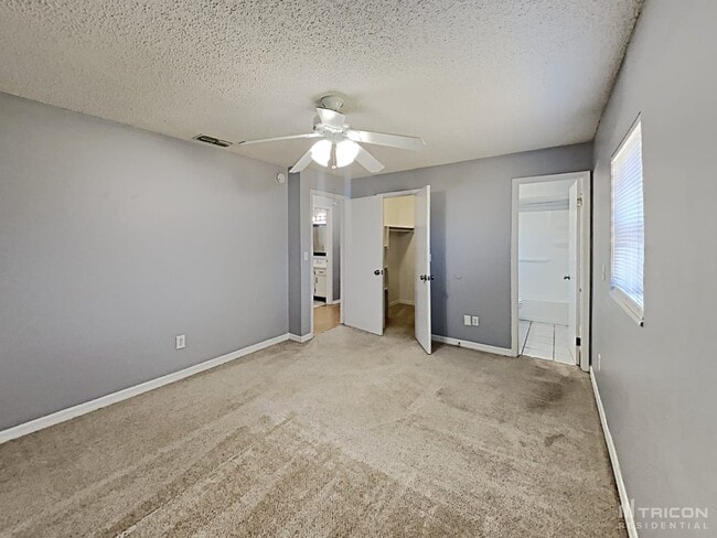 Building Photo - 152 Mante Dr
