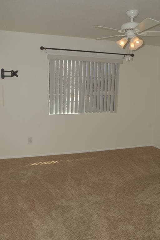 Building Photo - 13686 Sylvan Oaks St