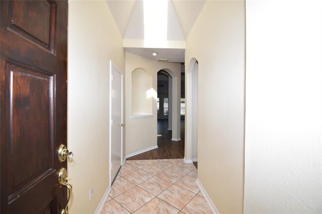 Building Photo - 3015 Glencullen Ln