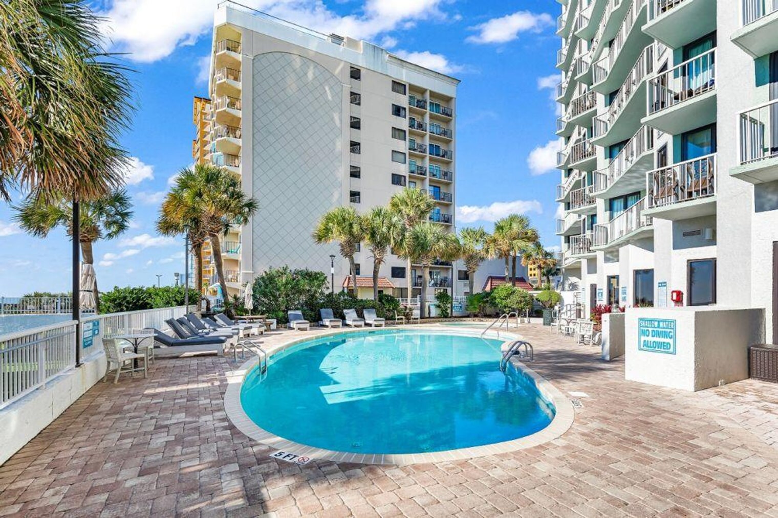 Building Photo - 2700 N Ocean Blvd