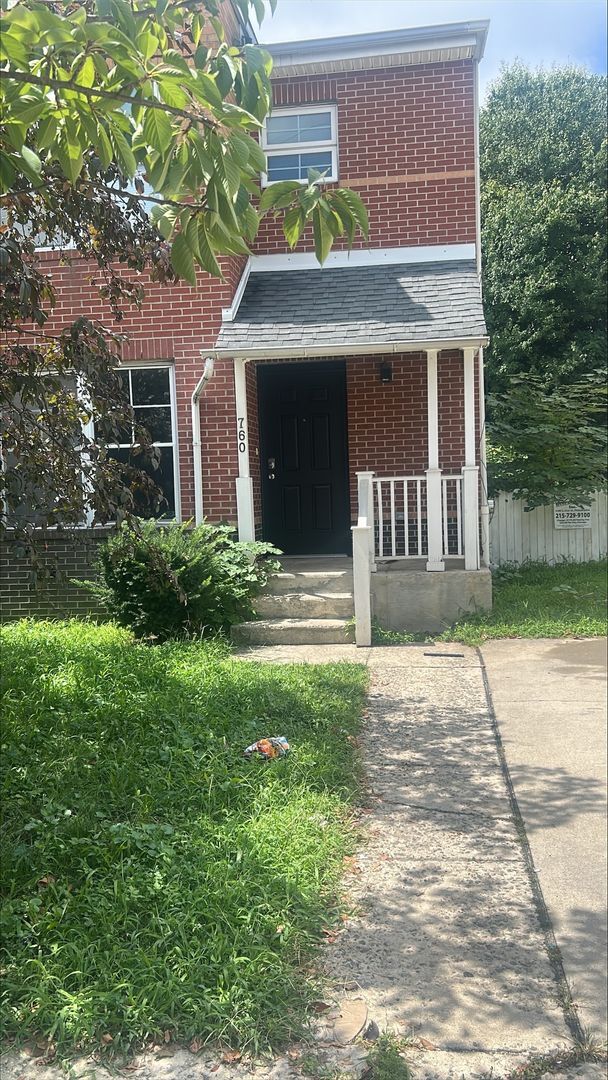 Building Photo - 760 N 41st St