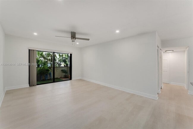 Building Photo - 7947 SW 104th St