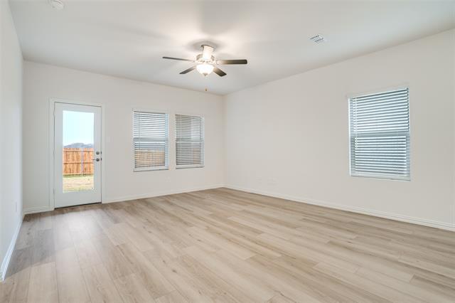 Building Photo - 1204 Booker Dr