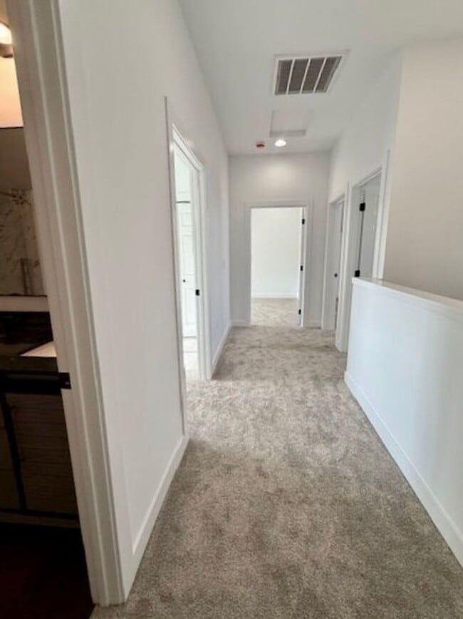 Building Photo - New Construction 2025: 5BR + Main-Level Office Amity OR