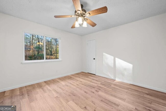 Building Photo - 579 Northridge Rd