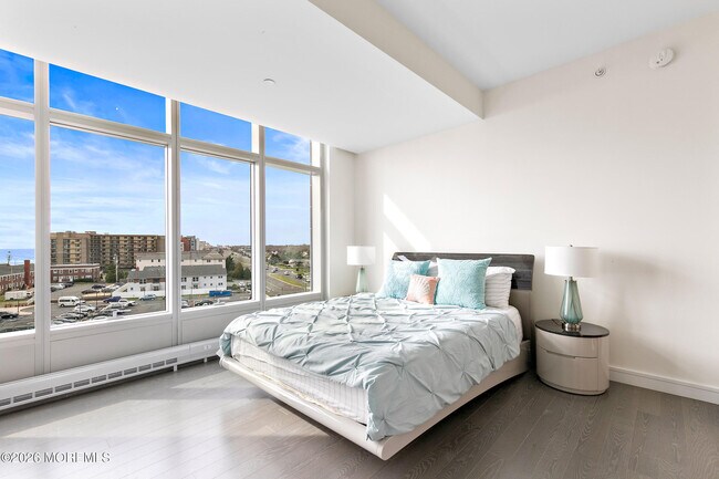 Building Photo - 15 Morris Ave