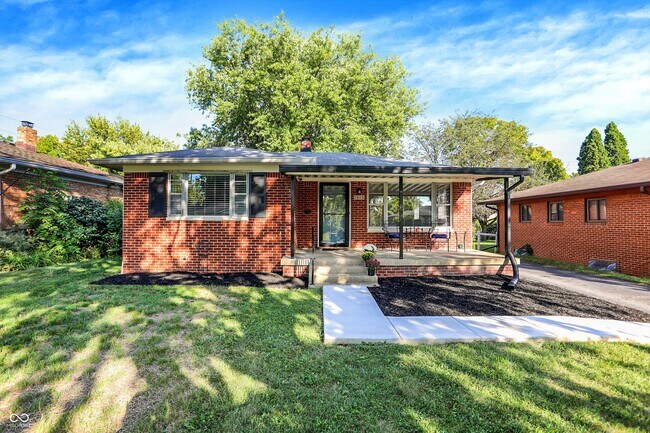 Primary Photo - 1213 N Lesley Ave