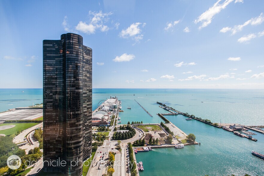 Building Photo - 474 N Lake Shore Dr