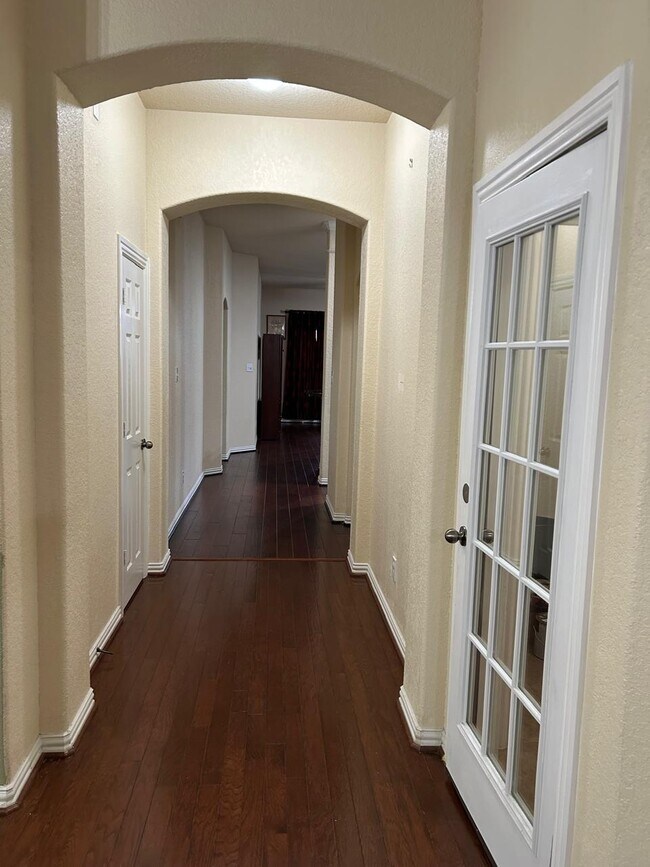 Building Photo - 25023 McBride Dr