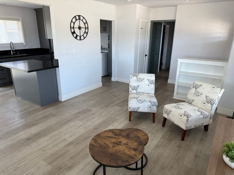 Building Photo - 13471 Jackson St