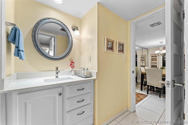 Building Photo - 3570 S Ocean Blvd