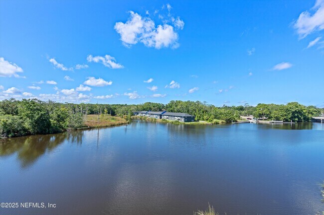Building Photo - 3958 Baymeadows Rd