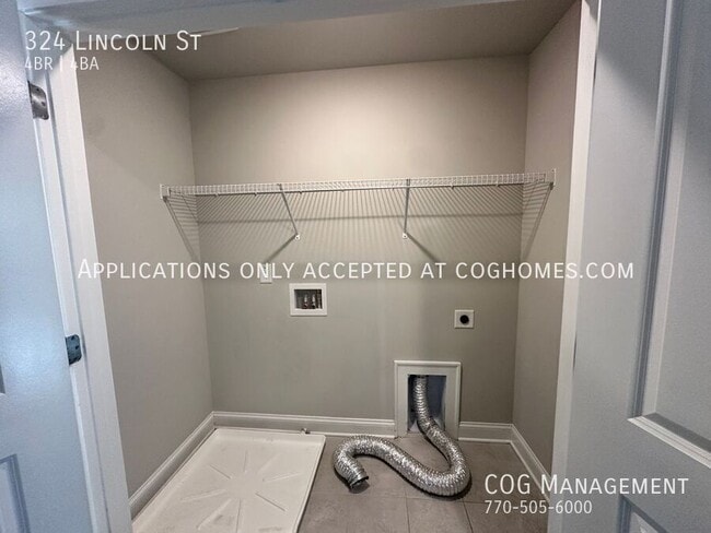 Building Photo - 324 Lincoln St