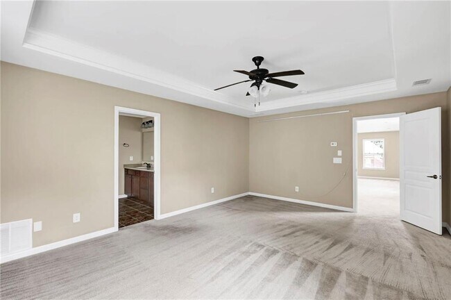 Building Photo - 5957 Stow Dr