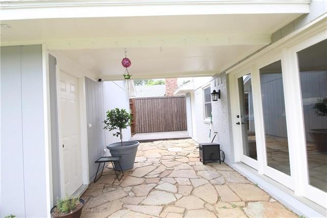 Building Photo - 3112 Kingston Dr