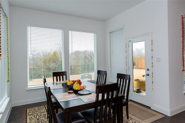 Building Photo - 316 Oakmont Dr