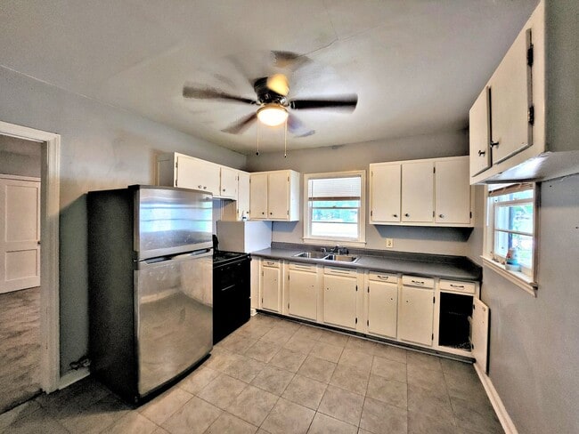 Building Photo - Decatur 3BR House SE