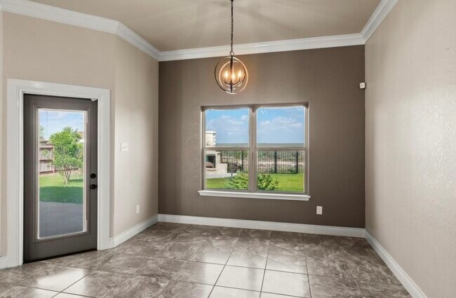 Building Photo - 112 Red Cloud Trl